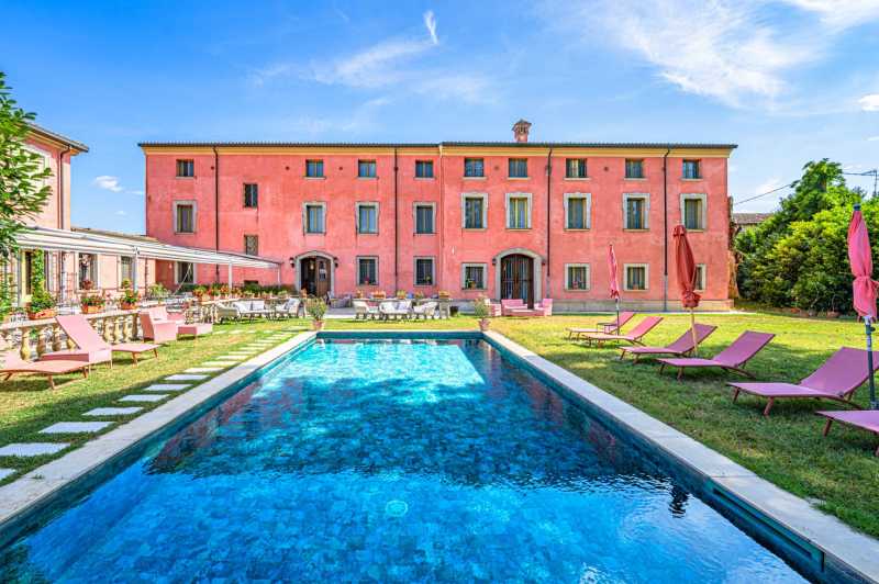 Hotel/Villa in Reggio Emilia: Luxuriöses Angebot